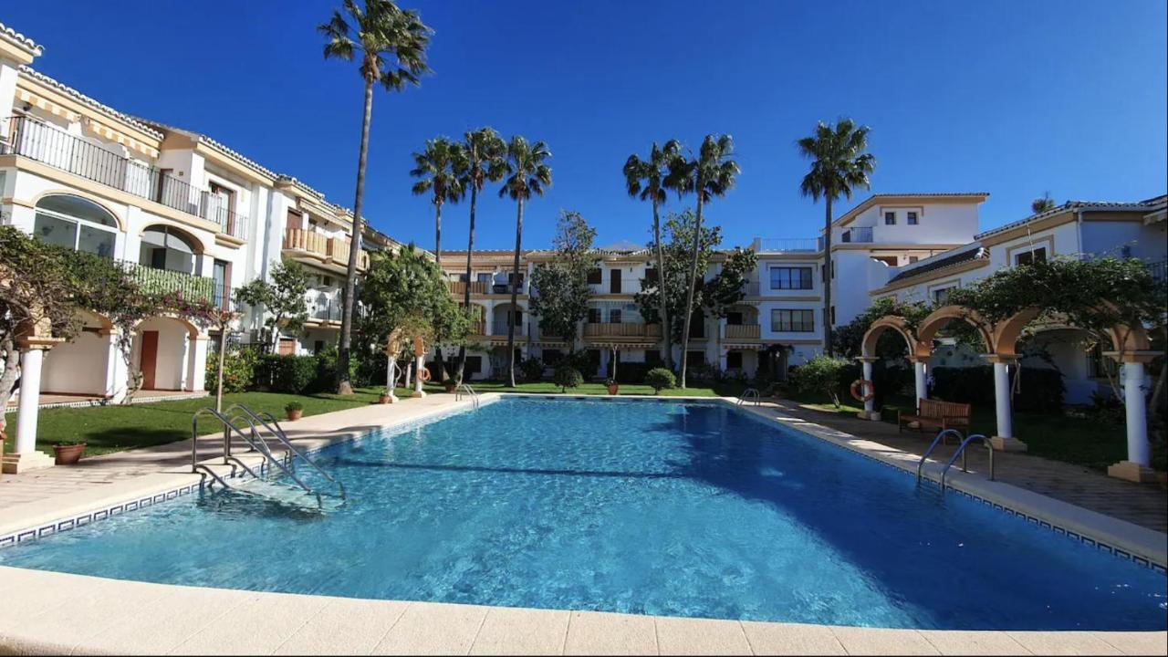 Lovely Apartment In Denia; El Patio Exterior foto